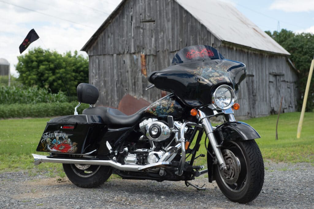 Moto Custom Harley-Davidson FLHX 2006