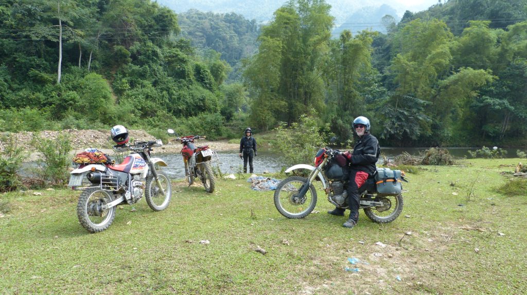 Voyage de Moto au Bord de la Chine