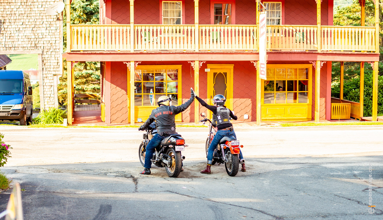 Préparer sa sortie à moto au Saguenay–Lac-Saint-Jean.