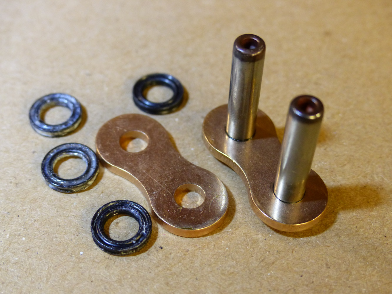 Comment réparer une chaîne de moto? Custom Tour Magazine