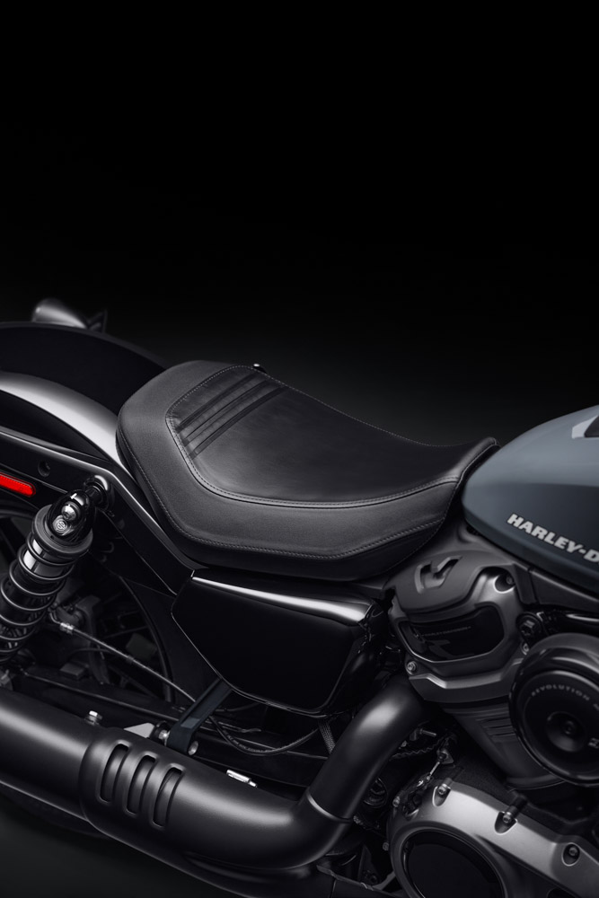 LE NOUVEAU MODÈLE HARLEY-DAVIDSONMD NIGHTSTERMC MARQUE LE DÉBUT D'UN NOUVEAU CHAPITRE DANS L'HISTOIRE DES MOTOS SPORTSTERMD