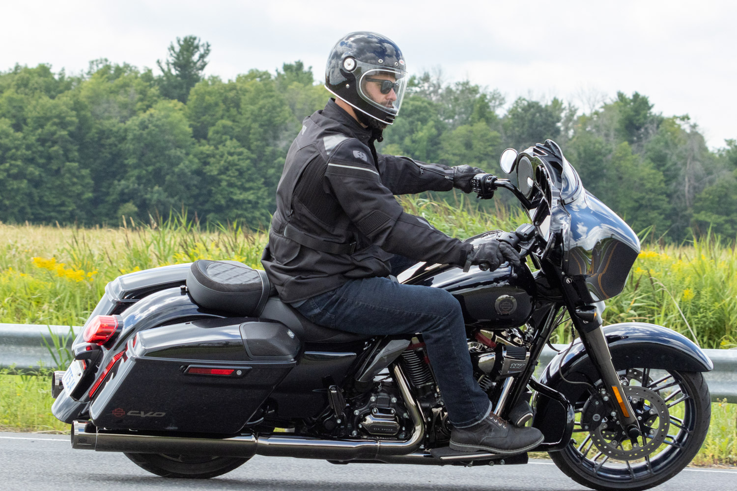 Harley-Davidson CVO Street Glide 2022 - Essai