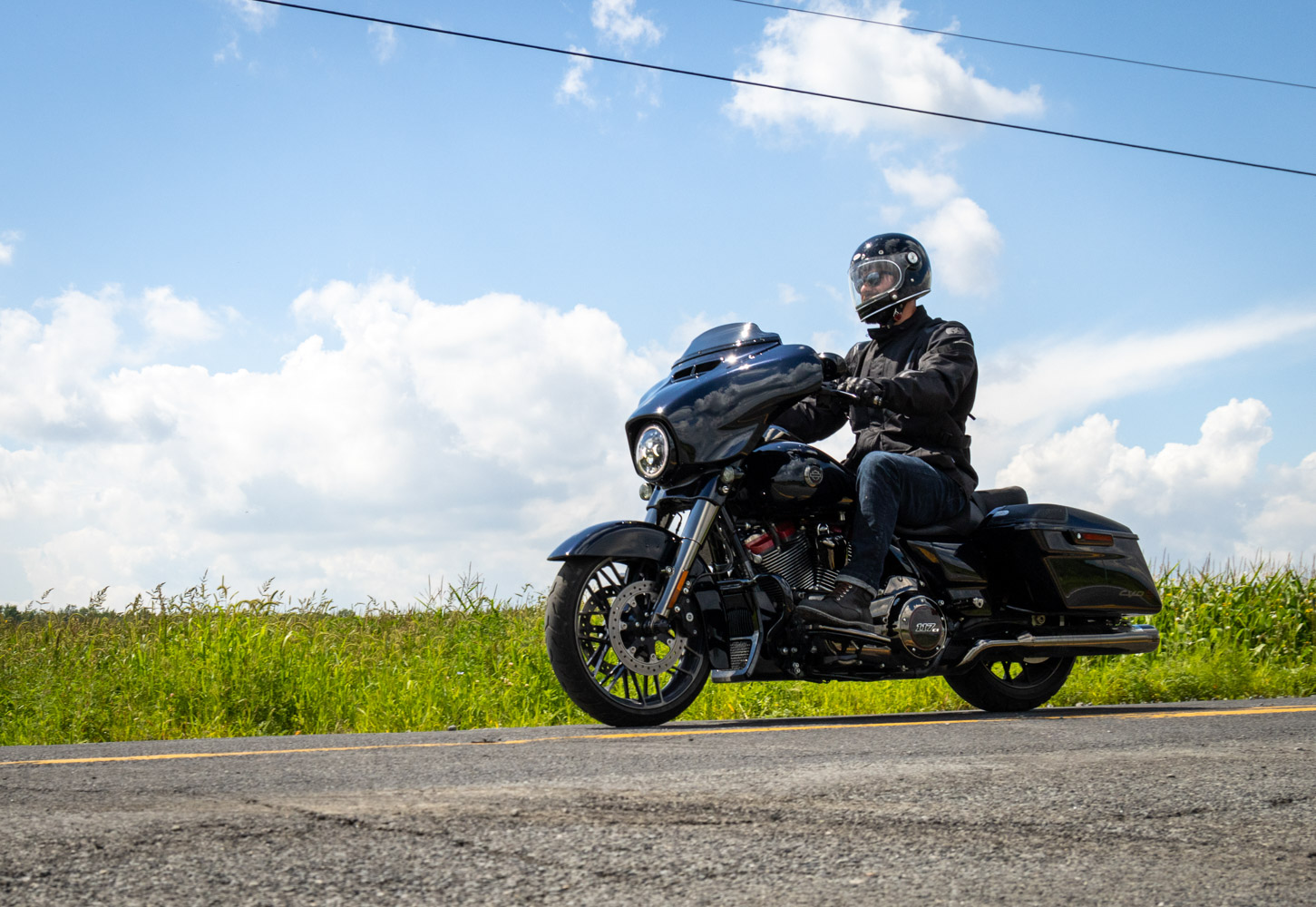 Harley-Davidson CVO Street Glide 2022 - Essai