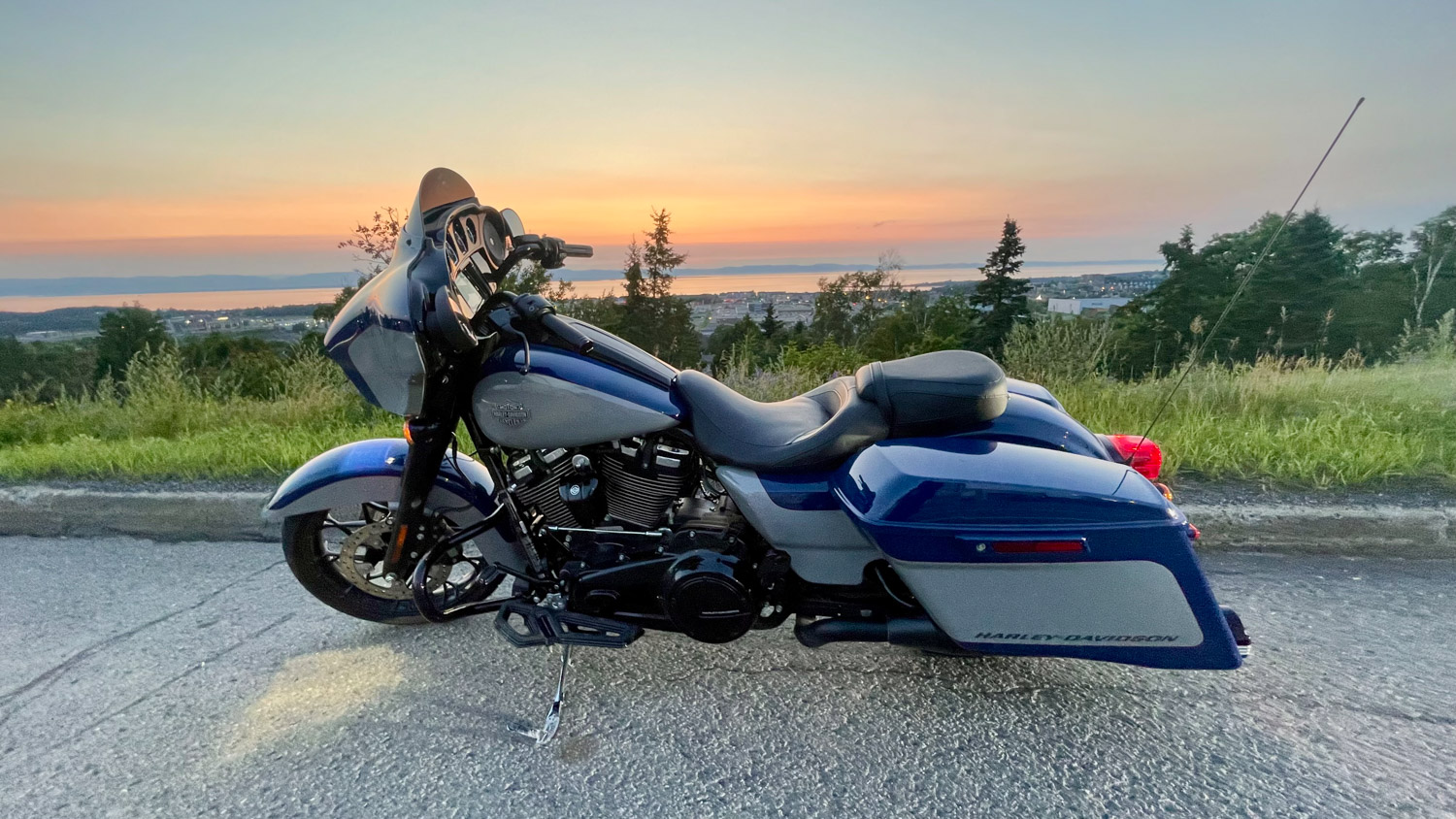 Harley-Davidson-StreeT-Glide-Special-2023-Essai