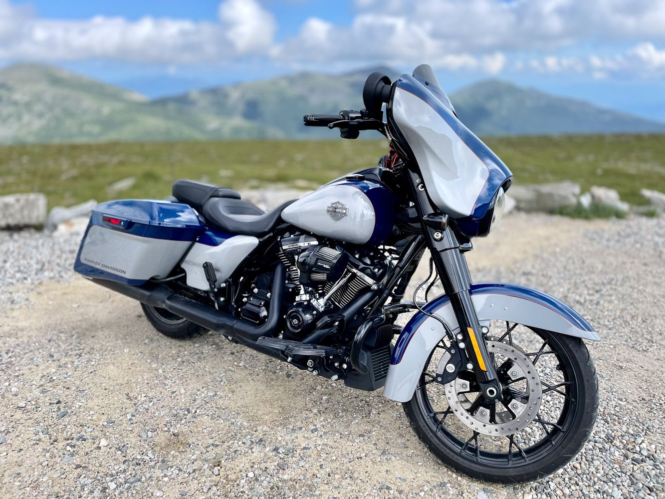 Harley-Davidson-StreeT-Glide-Special-2023-Essai