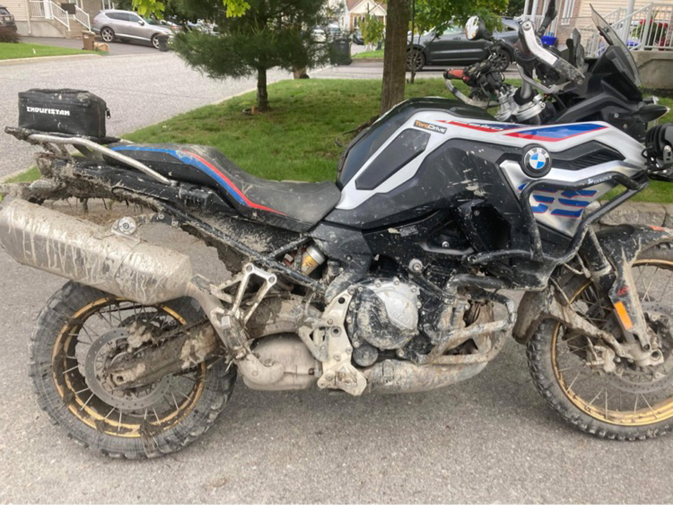 Pause-hivernale-temps idéal-pour-réviser-la-mécanique-de-sa-moto-aventure