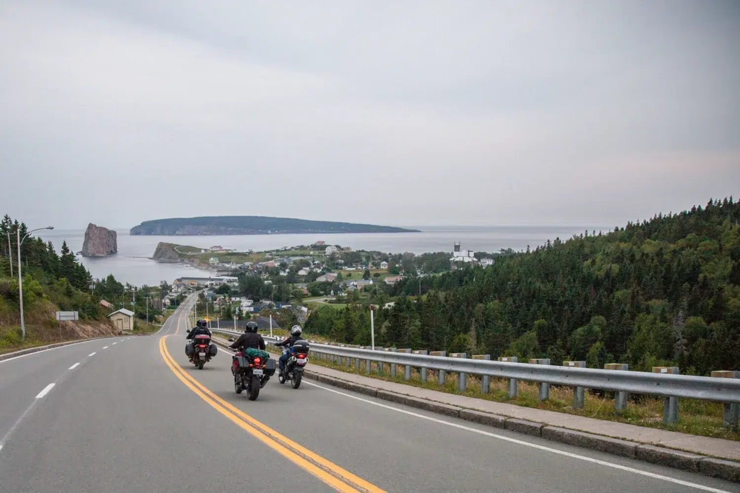 Arrivée à Percé – grande taille