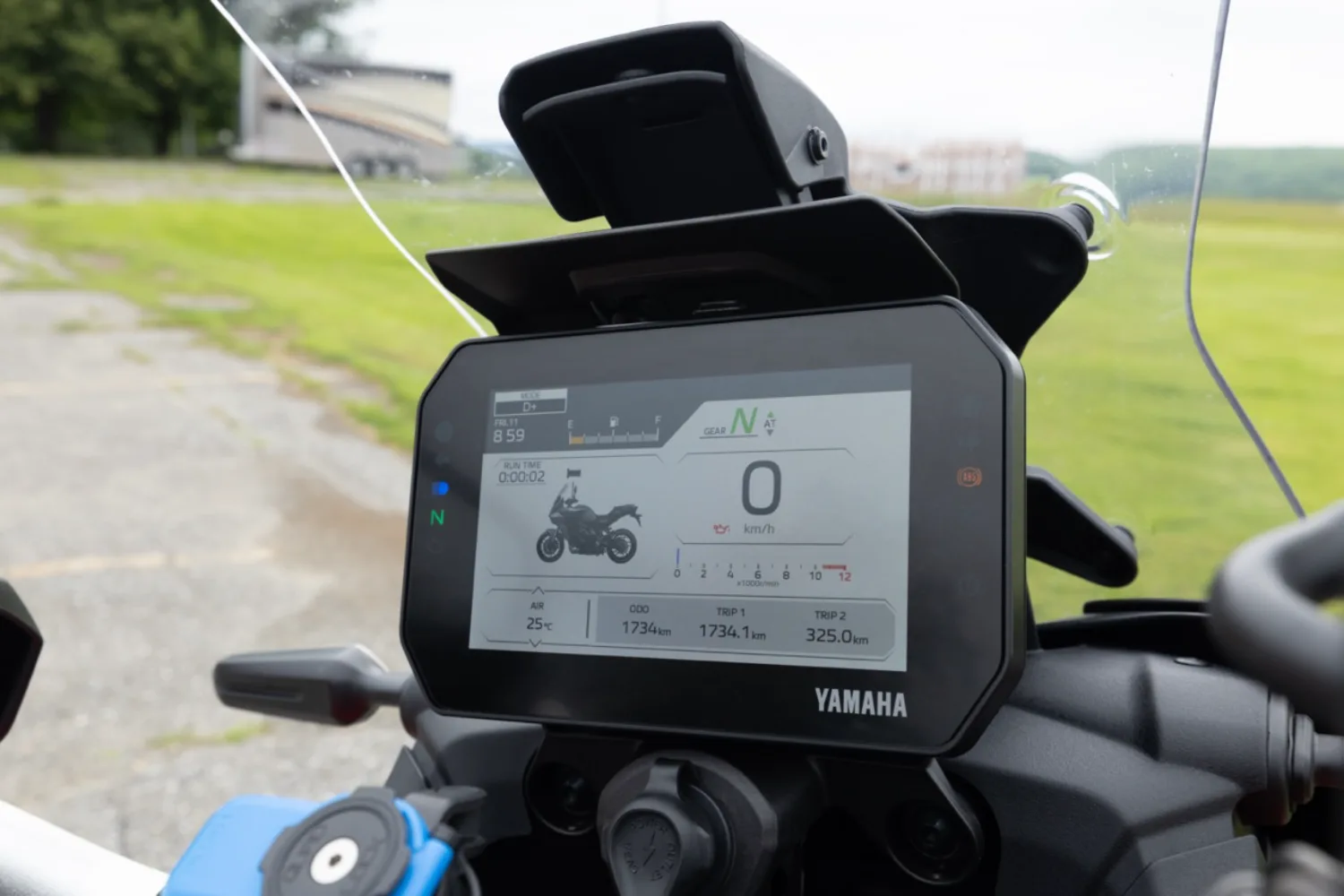 Essai de la Yamaha Tracer 9 Y-AMT 2025