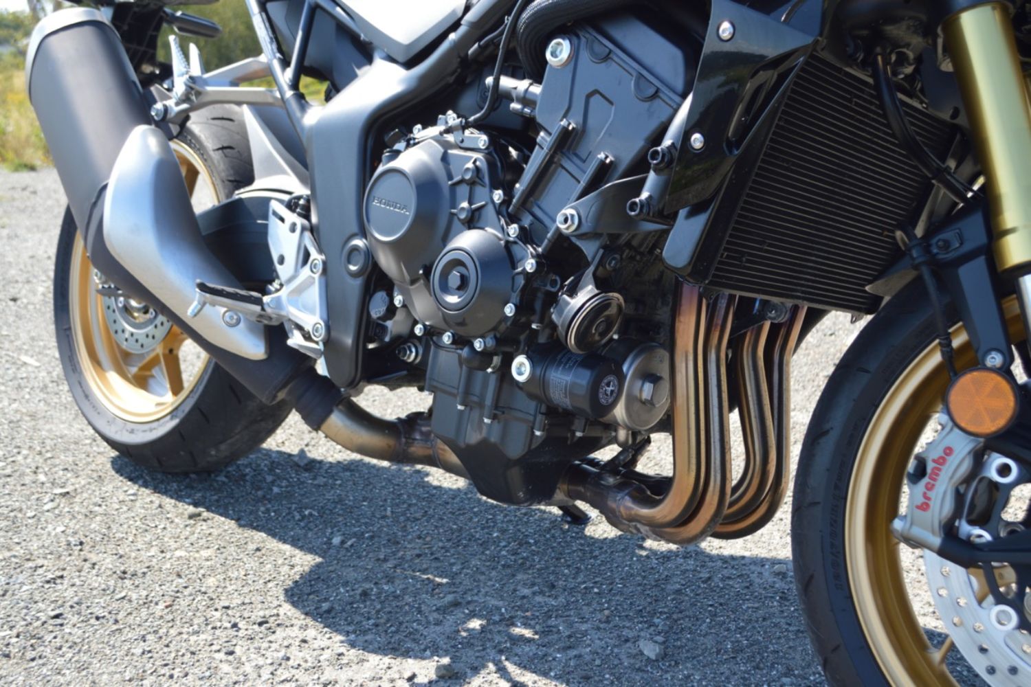 Quatre cylindres en ligne peaufiné pour 2025