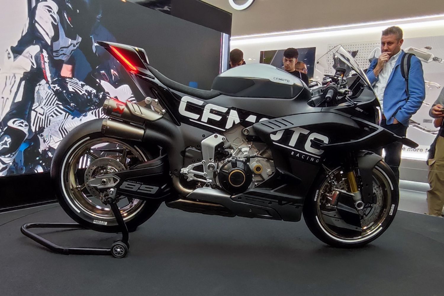 V4 SR-RR PROTOTYPE à Milan – photo Michel Thomas