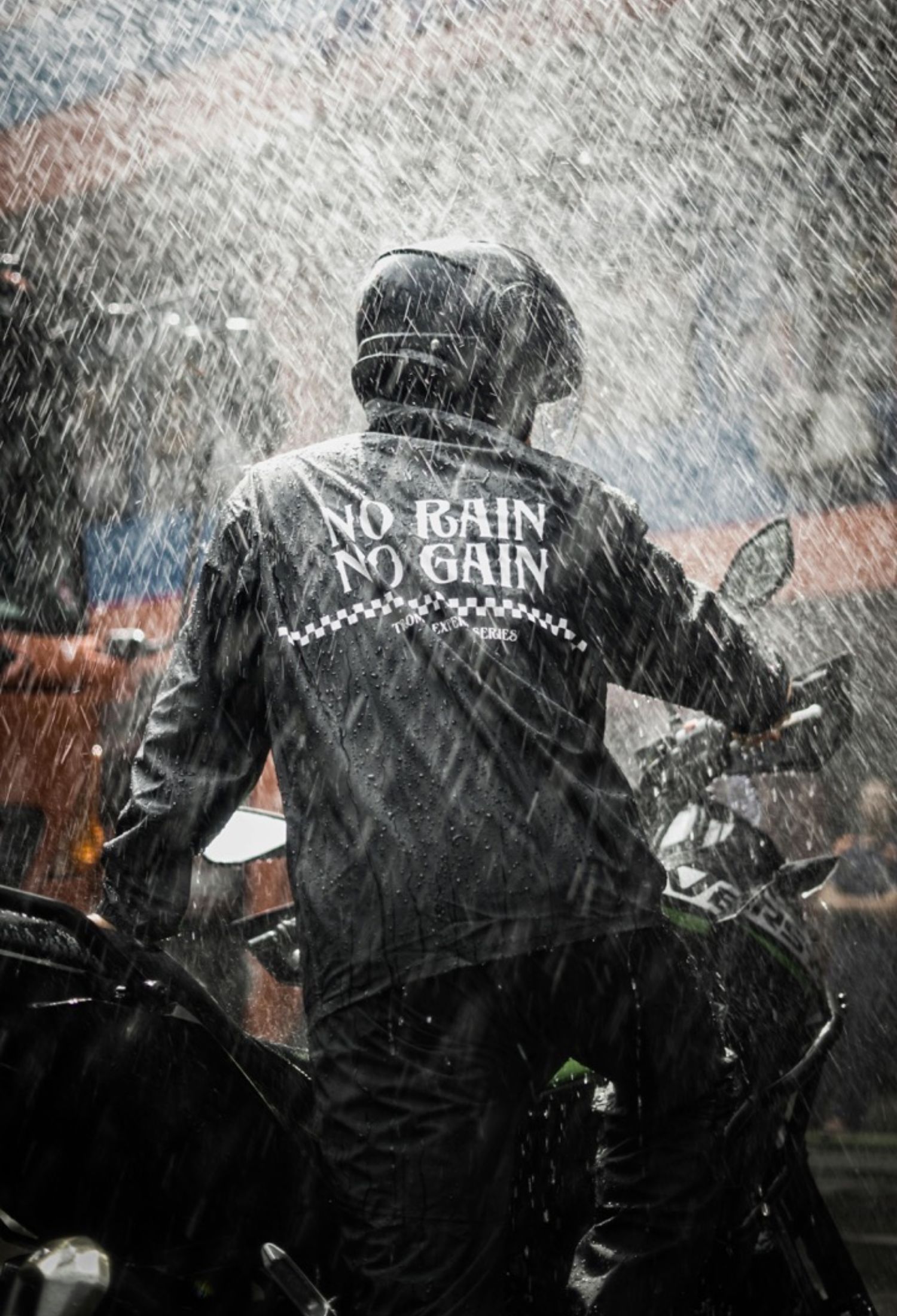 En moto, la pluie n’est pas l’ennemie