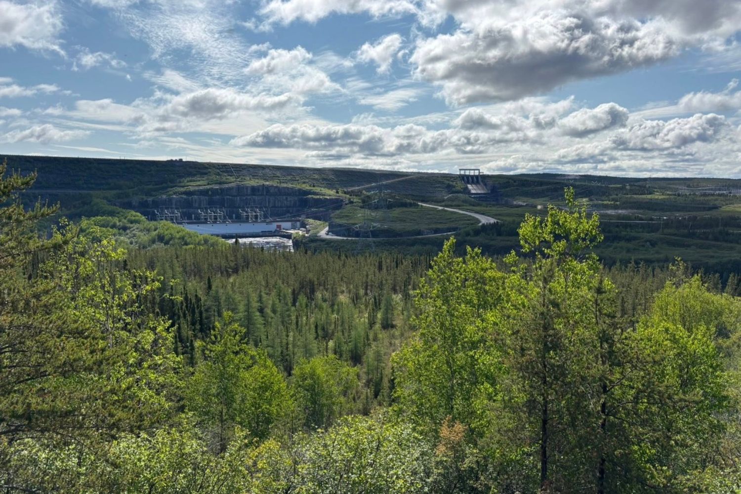 Une vue du complexe LG-2