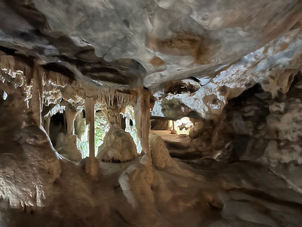 Les cavernes Cango historiques.